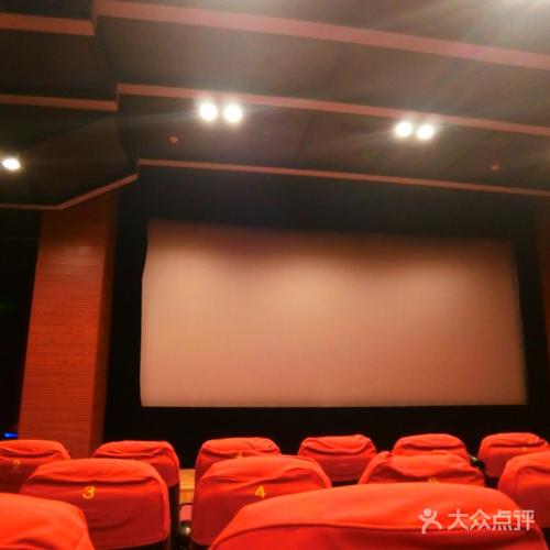 根据您的要求，生成以下SEO标题：

《裸体按摩师2》深度解析：禁忌剧情、角色成长与行业争议