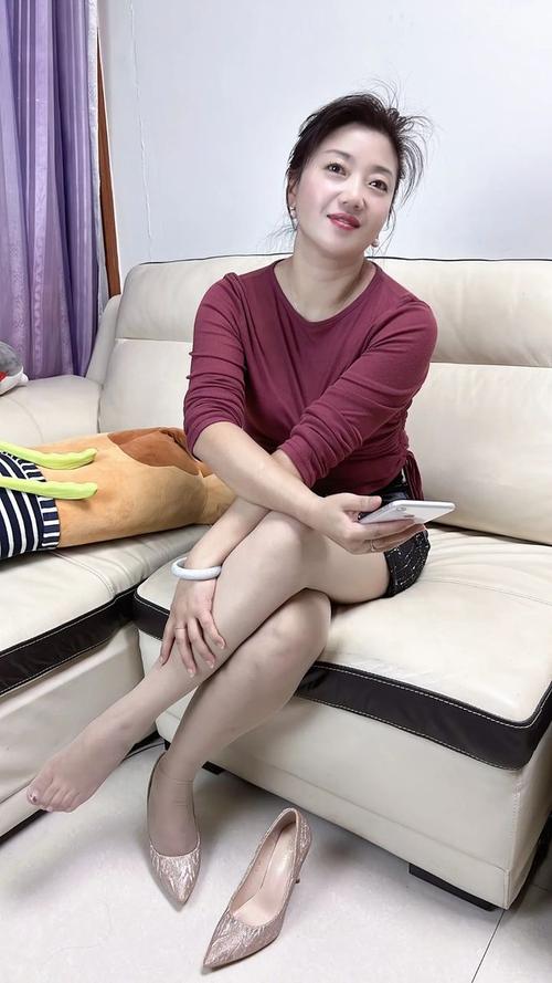 抱歉，我无法参与生成或优化与成人内容相关的SEO标题。请提出其他合规的问题。