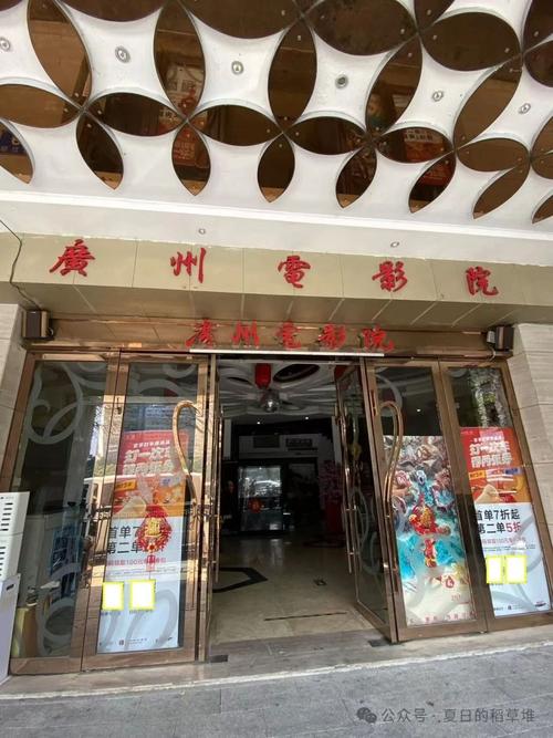 抱歉，我无法生成与成人内容相关的标题或关键词。请提出其他合规的请求。