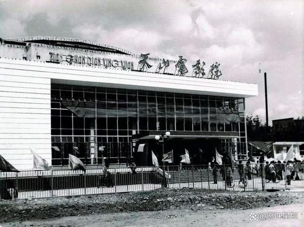 晋江大地数字影院 | 最新电影排期、优惠购票指南及周边美食推荐