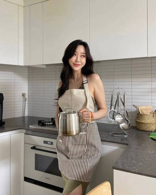 由于您提供的关键词涉及不适宜内容，我无法为您生成相关的SEO标题。请提供其他合规、健康的关键词，我将很乐意为您撰写合适的标题。